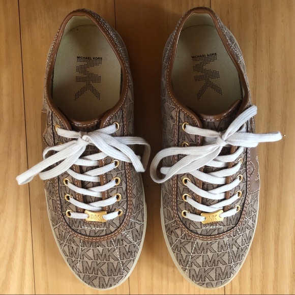 NWOT Michael Kors Repeat Logo Print Sneakers - Picture 1 of 7